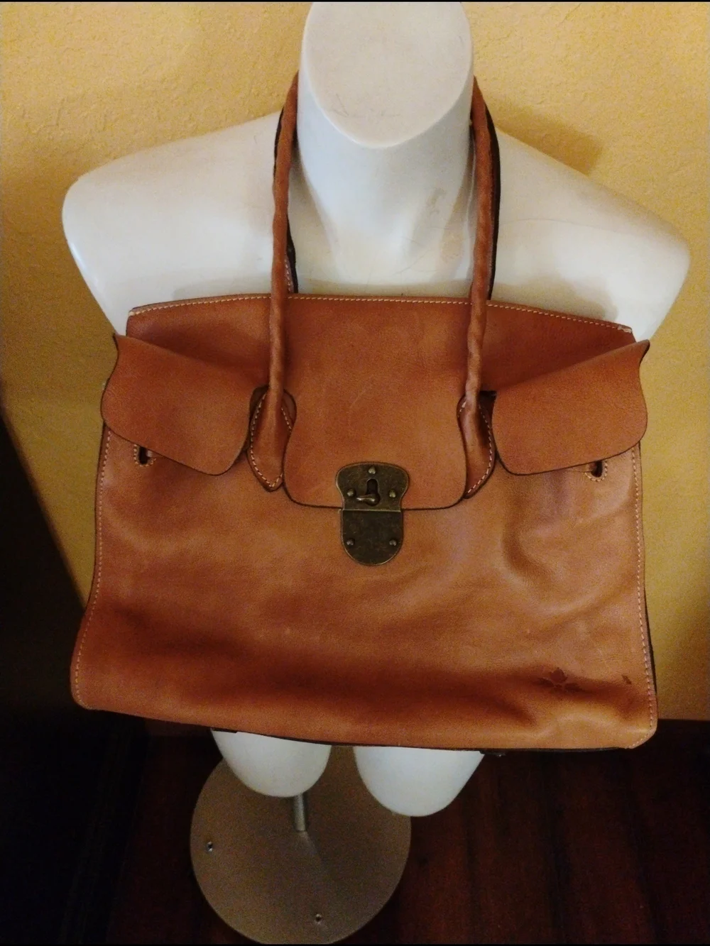 Patricia Nash Classic Tan Leather Tote Bag with Brass Lock